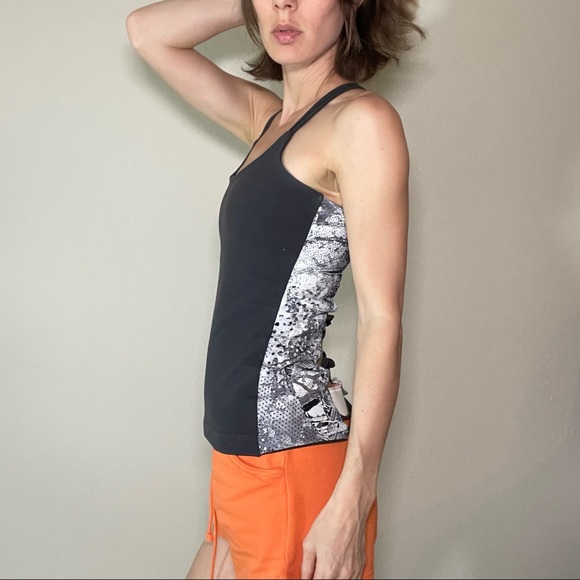 Viva O Sol Criss across Open Back Athletic Stretchy Tank Top Grey - Picture 7 of 11